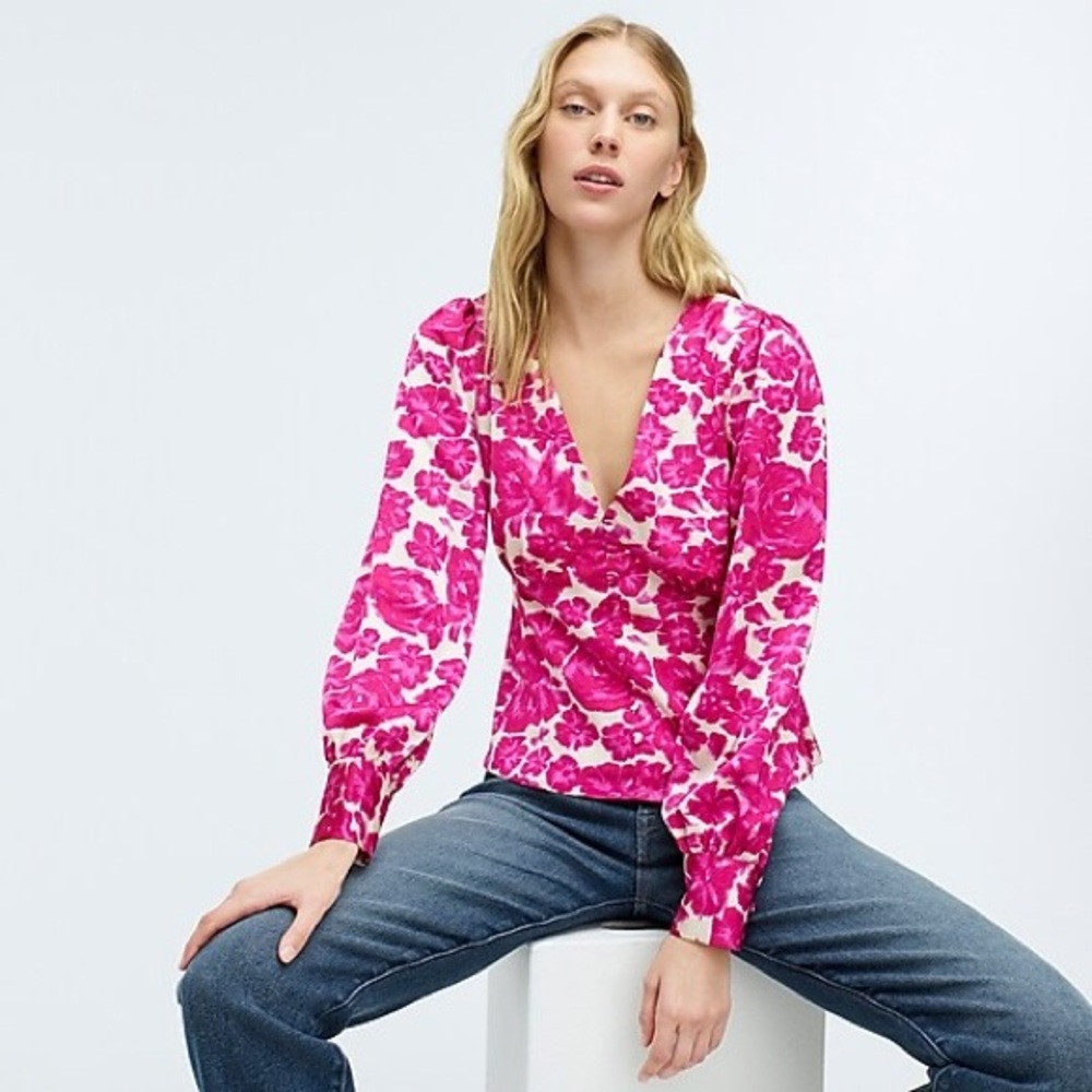 🎉HPx2🎉 J.Crew V-Neck Button Top Shaded Floral Sz00